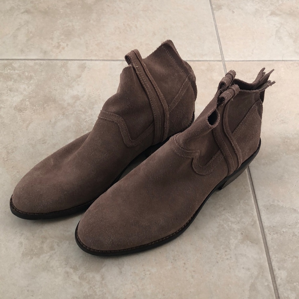 cute wedged ankle boots